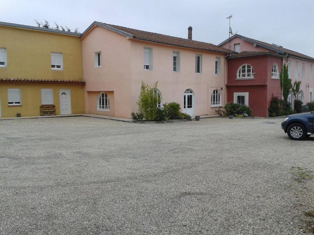 Hotel Castel D'Olmes Tabre Экстерьер фото