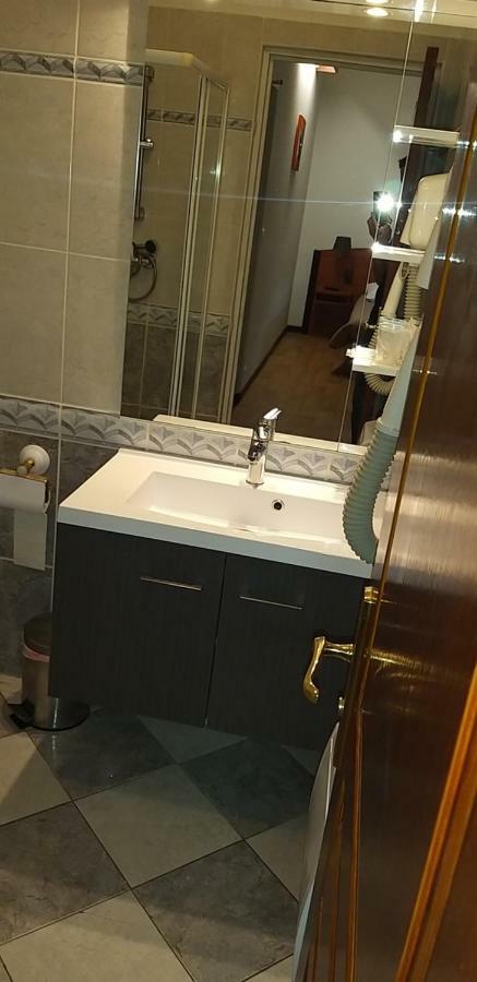 Hotel Castel D'Olmes Tabre Экстерьер фото